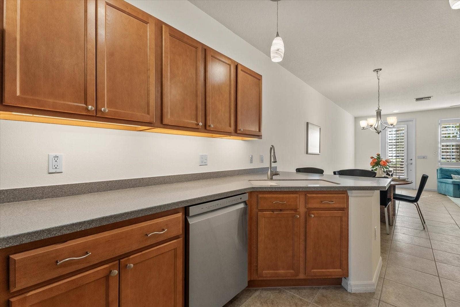 3810 82ND AVENUE CIRCLE E, #104, Sarasota, FL 34243 Kitchen