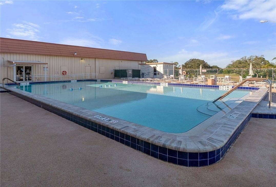 9330 SALISBURY DRIVE, Brooksville, FL 34613 9330 SALISBURY DRIVE, Brooksville, FL 34613