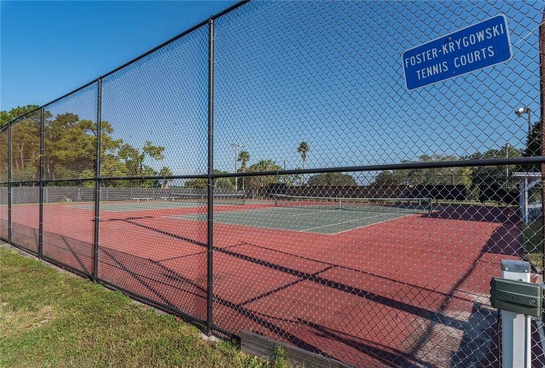 9330 SALISBURY DRIVE, Brooksville, FL 34613 9330 SALISBURY DRIVE, Brooksville, FL 34613