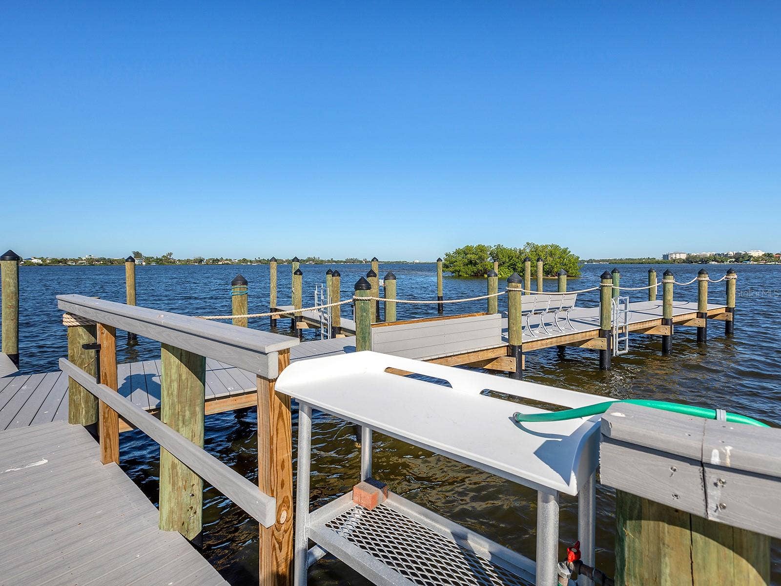 758 SARABAY ROAD, #5, Osprey, FL 34229 758 SARABAY ROAD, #5, Osprey, FL 34229