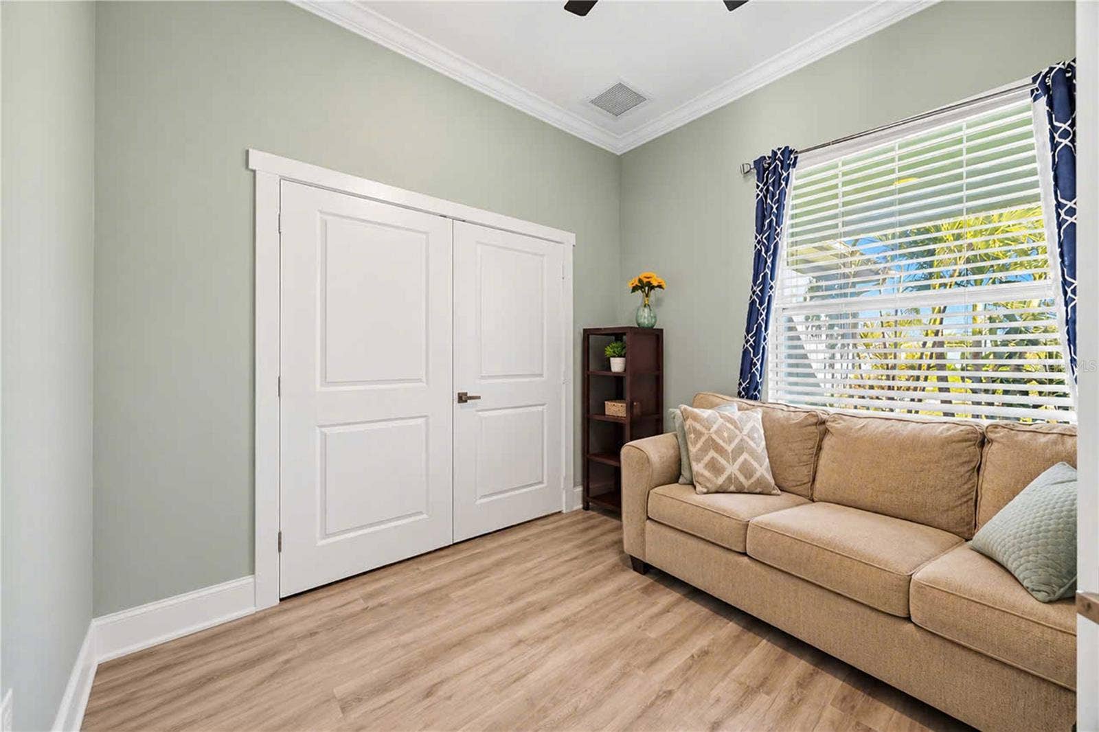 716 LAUREL AVENUE, Venice, FL 34285 Virtual Stage