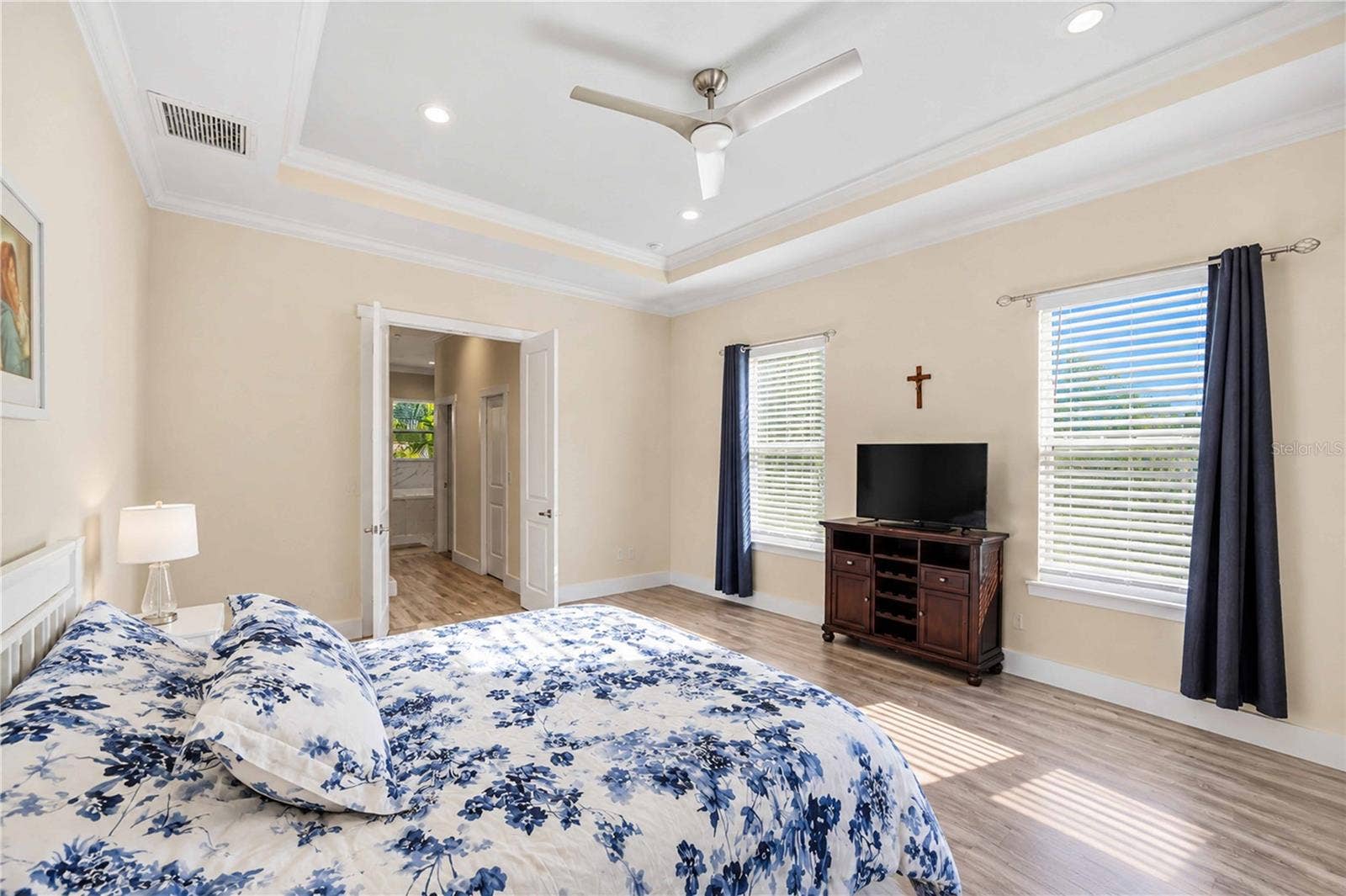 716 LAUREL AVENUE, Venice, FL 34285 Virtual Stage