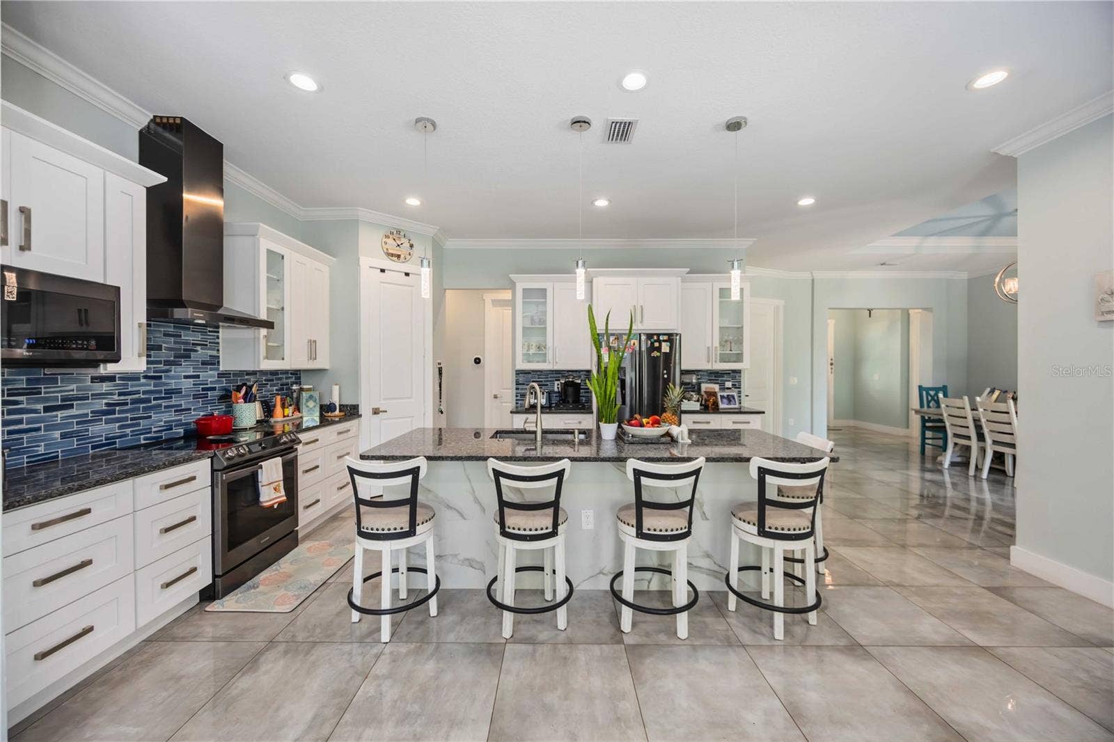 716 LAUREL AVENUE, Venice, FL 34285 716 LAUREL AVENUE, Venice, FL 34285
