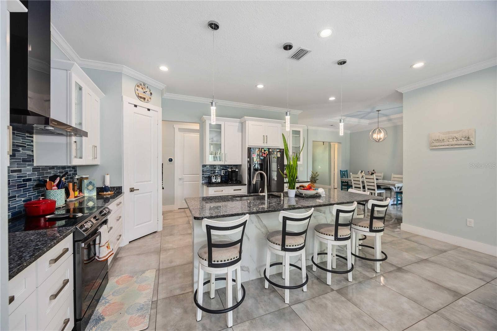 716 LAUREL AVENUE, Venice, FL 34285 716 LAUREL AVENUE, Venice, FL 34285
