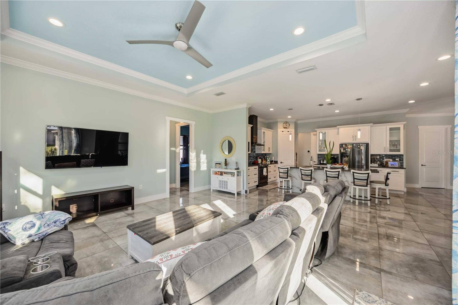 716 LAUREL AVENUE, Venice, FL 34285 716 LAUREL AVENUE, Venice, FL 34285