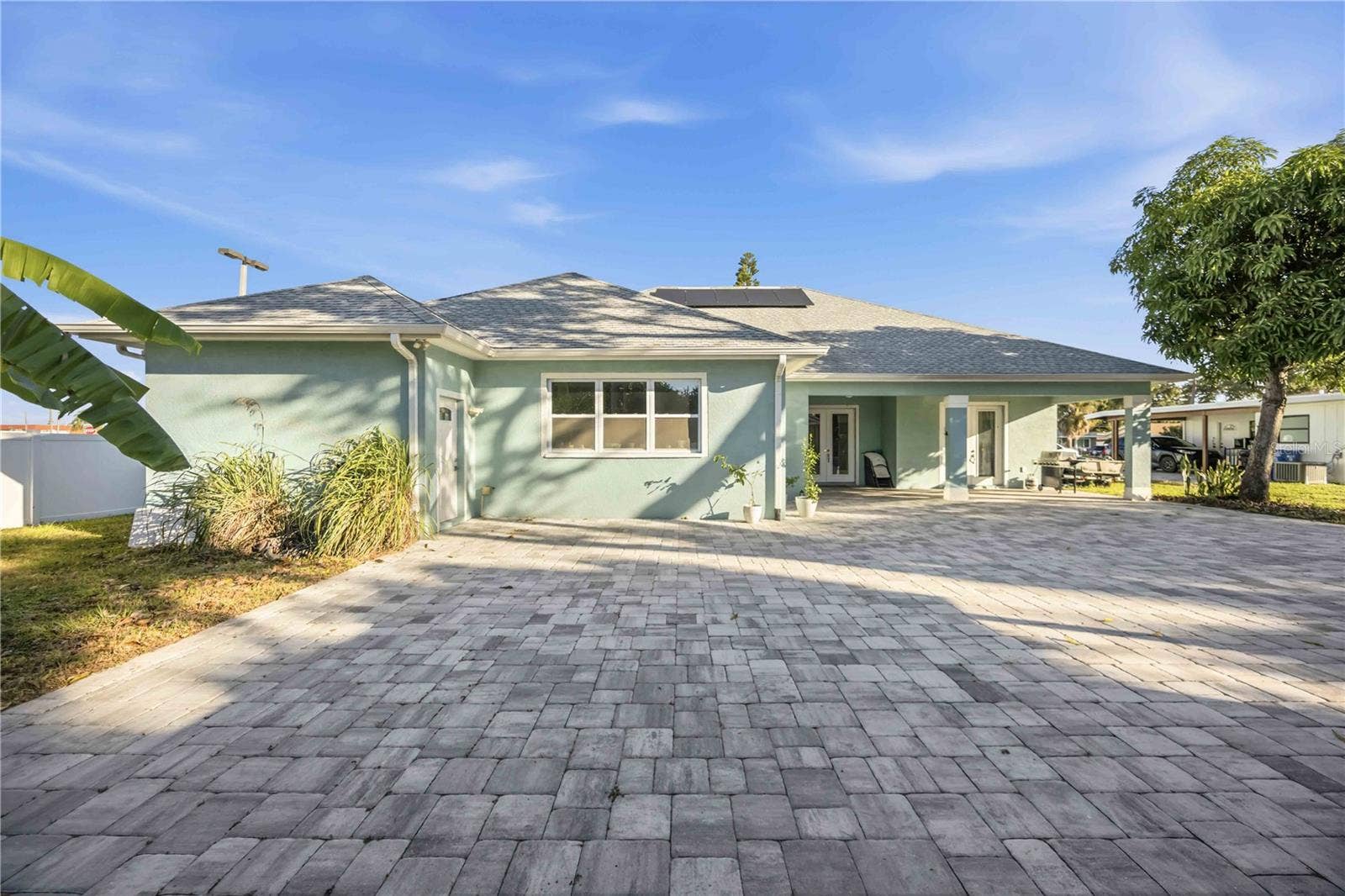 716 LAUREL AVENUE, Venice, FL 34285 716 LAUREL AVENUE, Venice, FL 34285