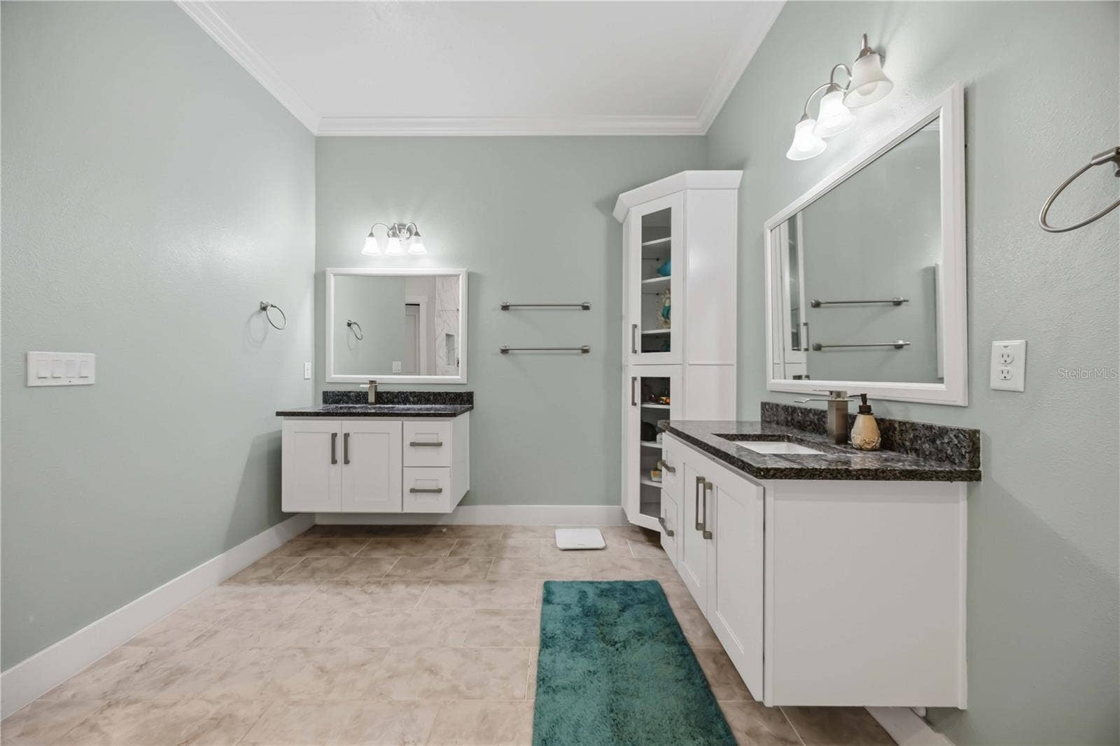 716 LAUREL AVENUE, Venice, FL 34285 Master Bathroom
