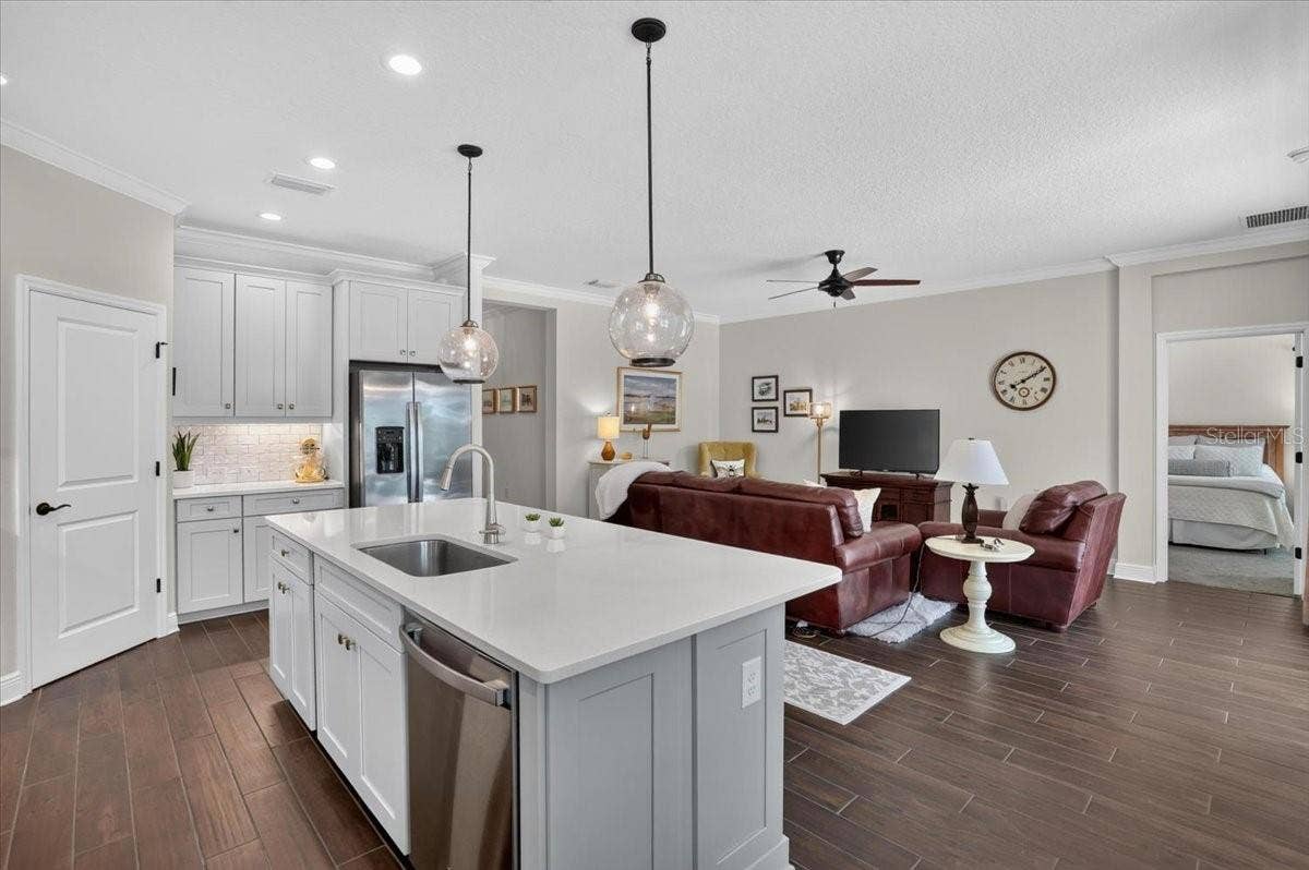 269 PALMARIA COURT, Nokomis, FL 34275