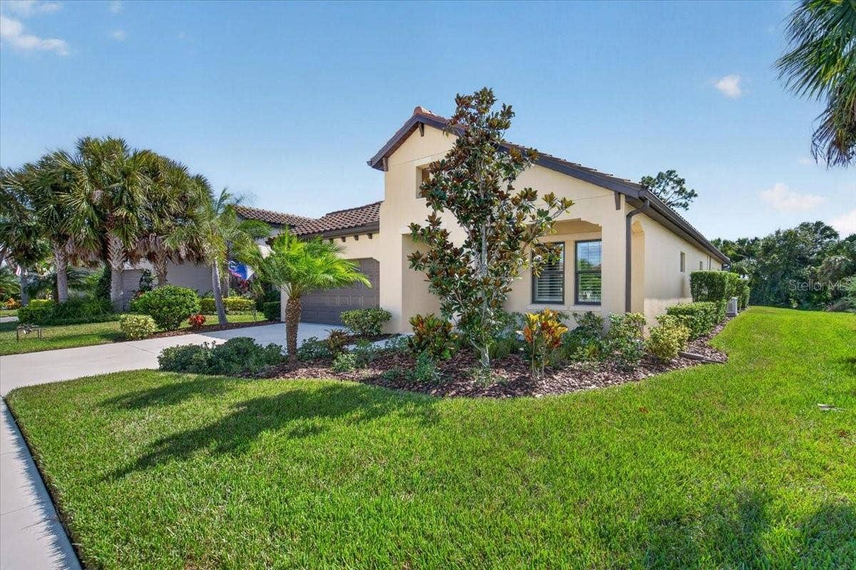 269 PALMARIA COURT, Nokomis, FL 34275