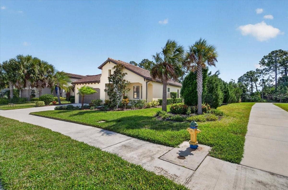269 PALMARIA COURT, Nokomis, FL 34275