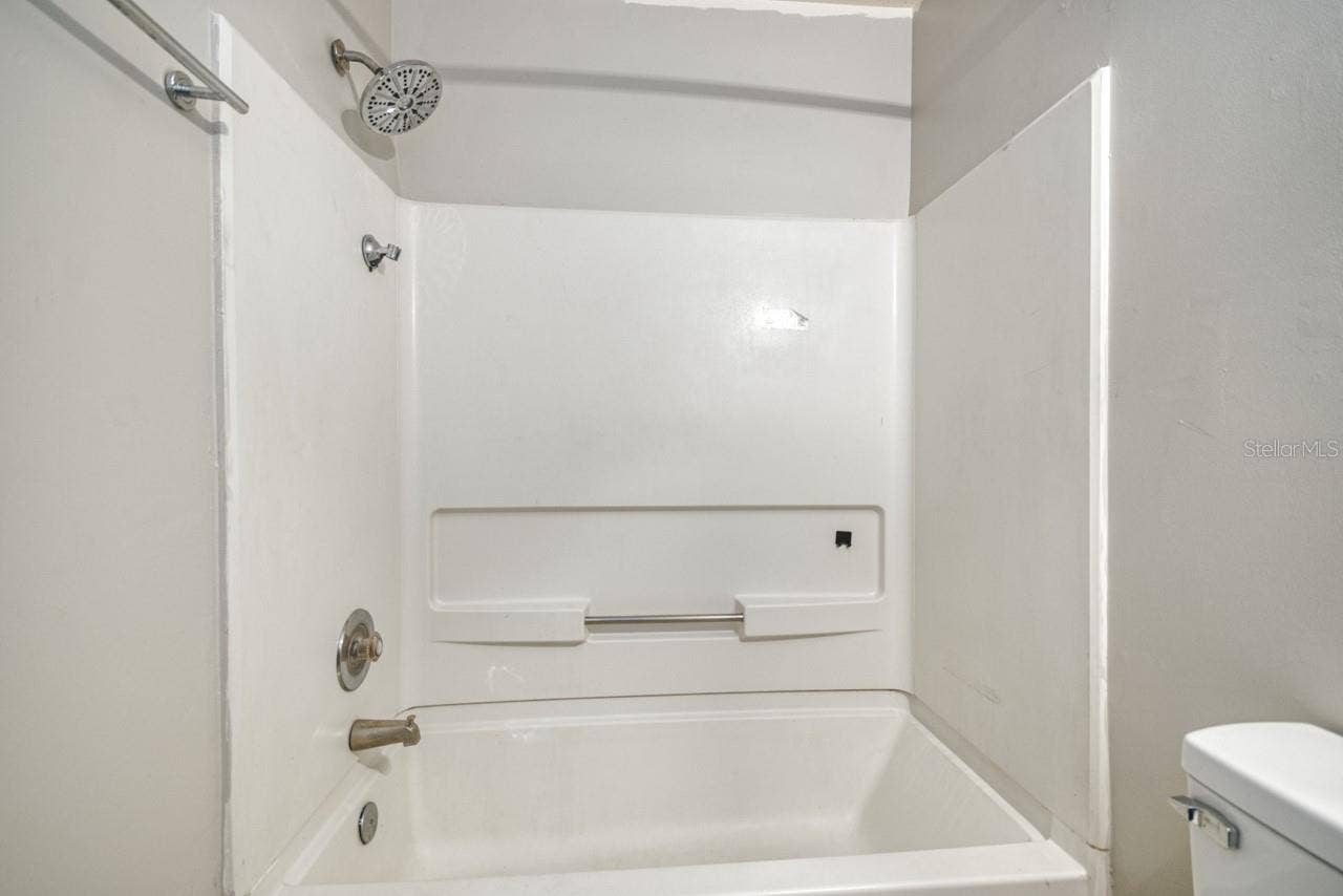1960 CARP LANE, Tallahassee, FL 32303 1960 CARP LANE, Tallahassee, FL 32303