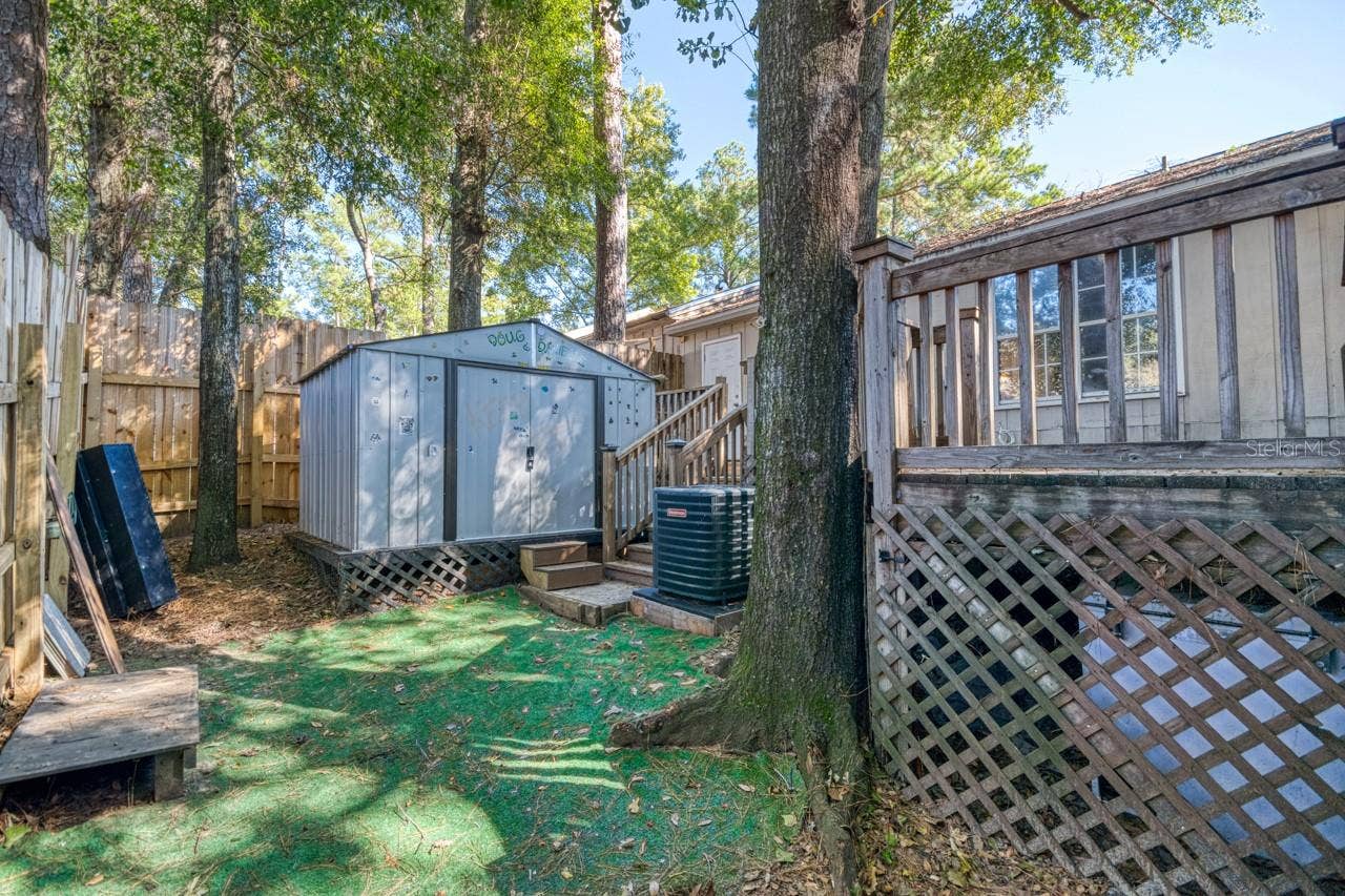 1960 CARP LANE, Tallahassee, FL 32303 1960 CARP LANE, Tallahassee, FL 32303