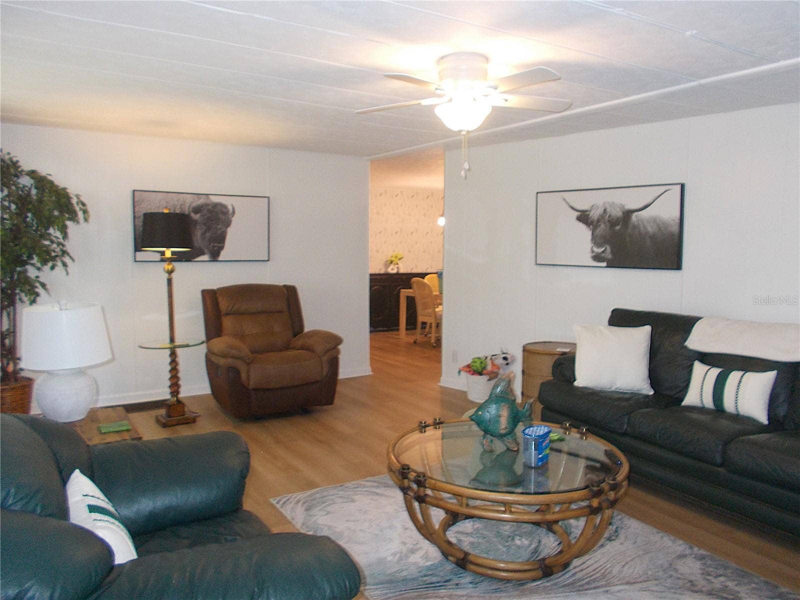 490 ASHWOOD DRIVE, Venice, FL 34285 Living room