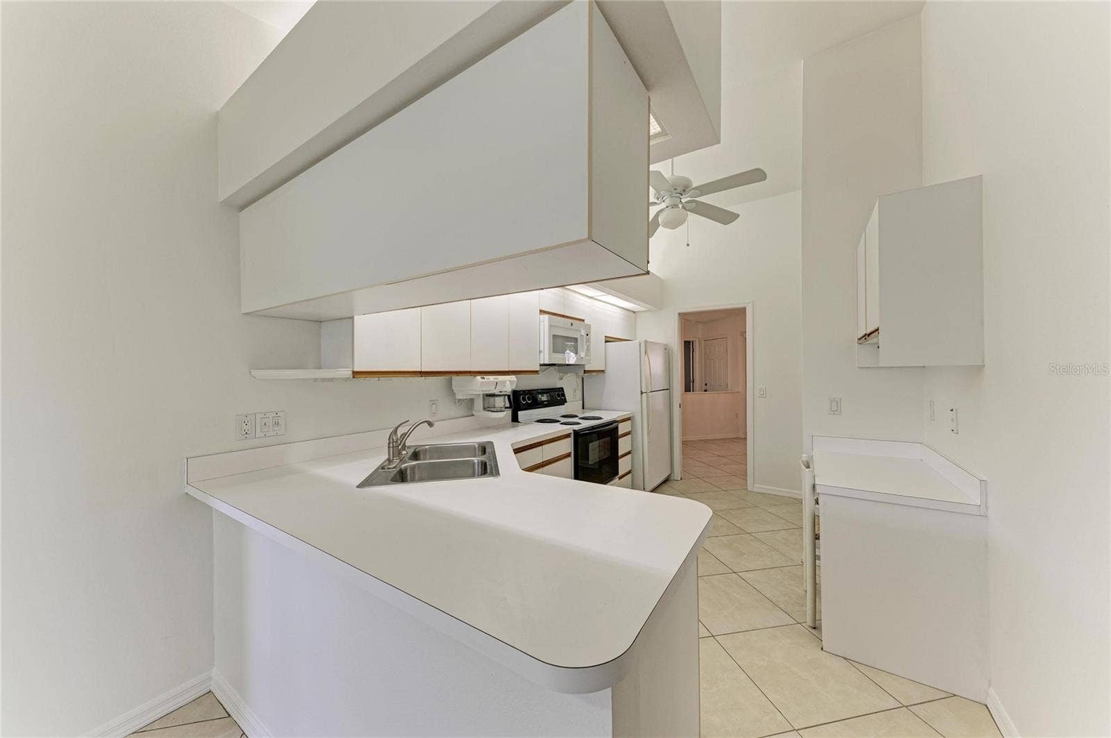 101 SOUTHAMPTON PLACE N, #248, Venice, FL 34293