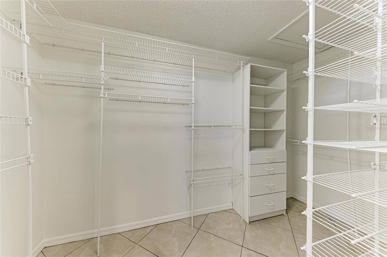 101 SOUTHAMPTON PLACE N, #248, Venice, FL 34293
