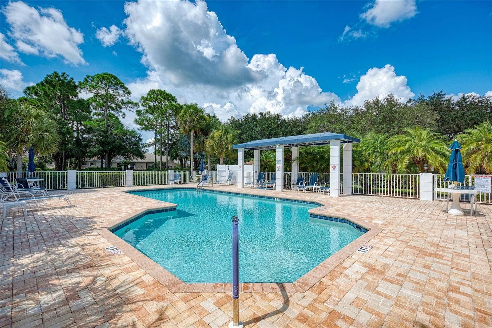 101 SOUTHAMPTON PLACE N, #248, Venice, FL 34293