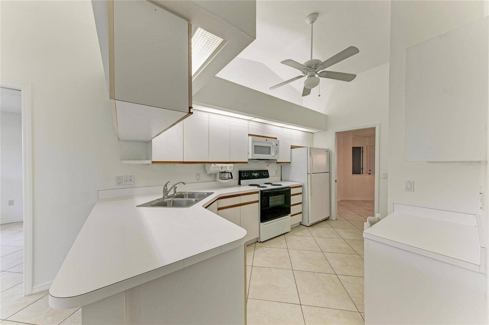 101 SOUTHAMPTON PLACE N, #248, Venice, FL 34293