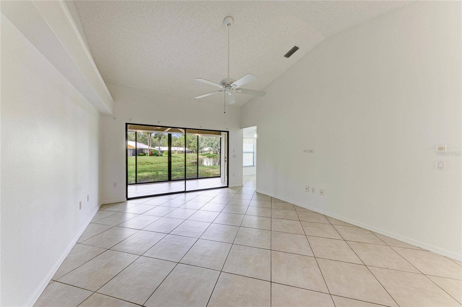 101 SOUTHAMPTON PLACE N, #248, Venice, FL 34293