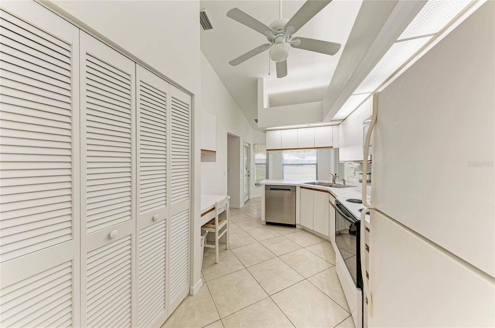 101 SOUTHAMPTON PLACE N, #248, Venice, FL 34293