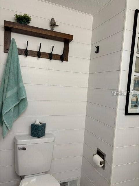 740 CAREFREE, Venice, FL 34285 740 CAREFREE, Venice, FL 34285