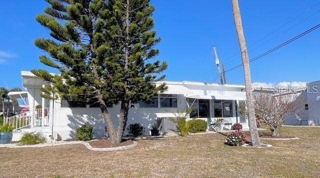 740 CAREFREE, Venice, FL 34285 740 CAREFREE, Venice, FL 34285