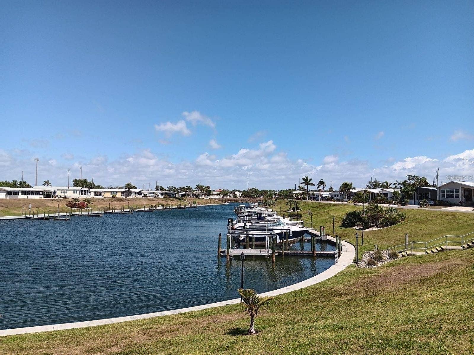 740 CAREFREE, Venice, FL 34285 740 CAREFREE, Venice, FL 34285