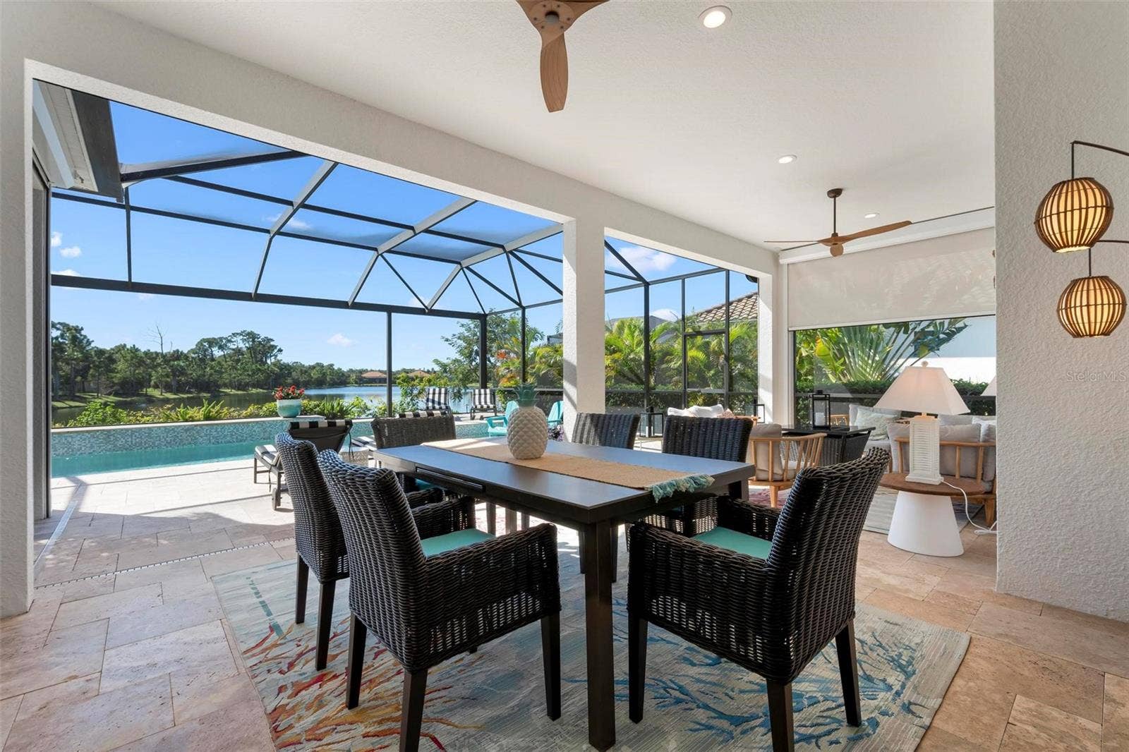 Lanai dining