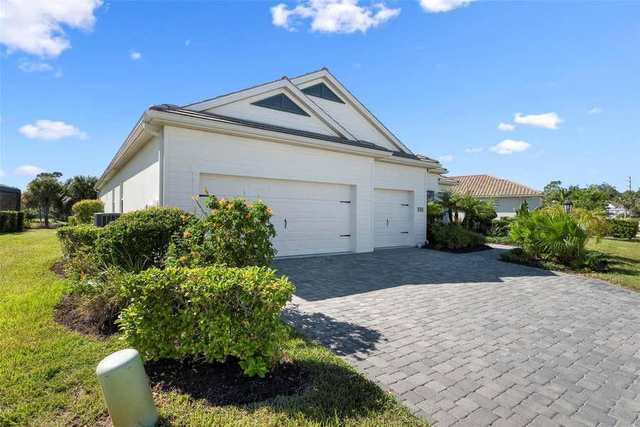 Property photo for 104 N CAYMAN ISLES BOULEVARD, Englewood, FL