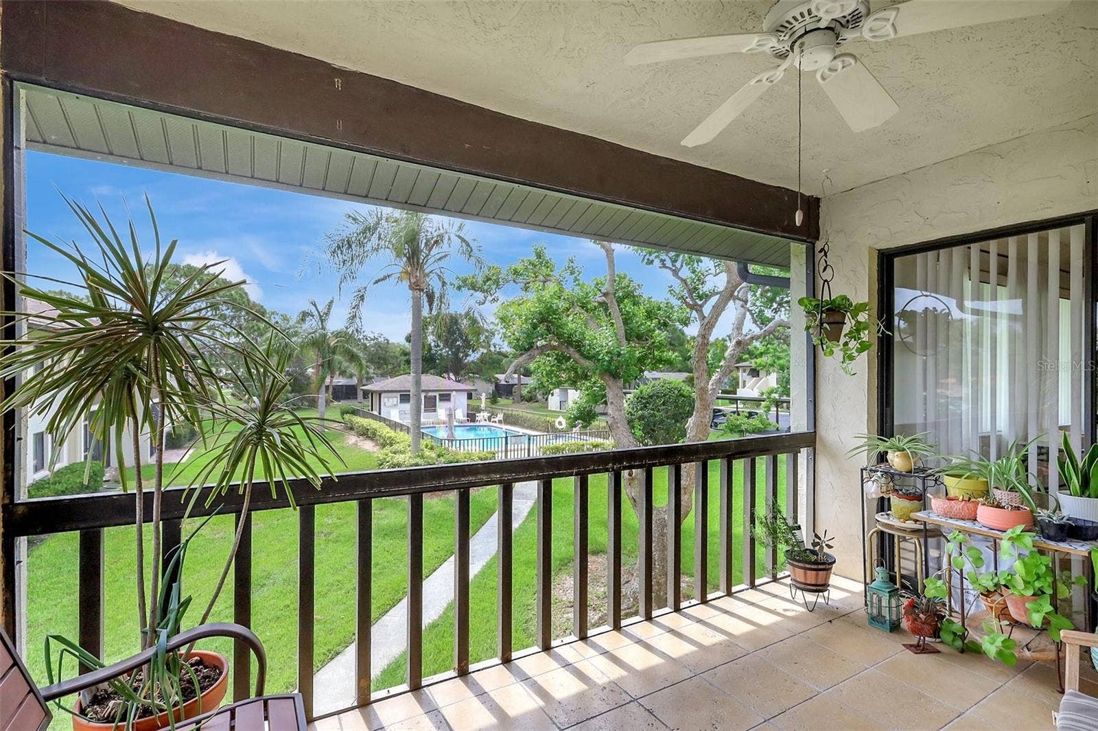 4646 LONGWATER CHASE, #98, Sarasota, FL 34235