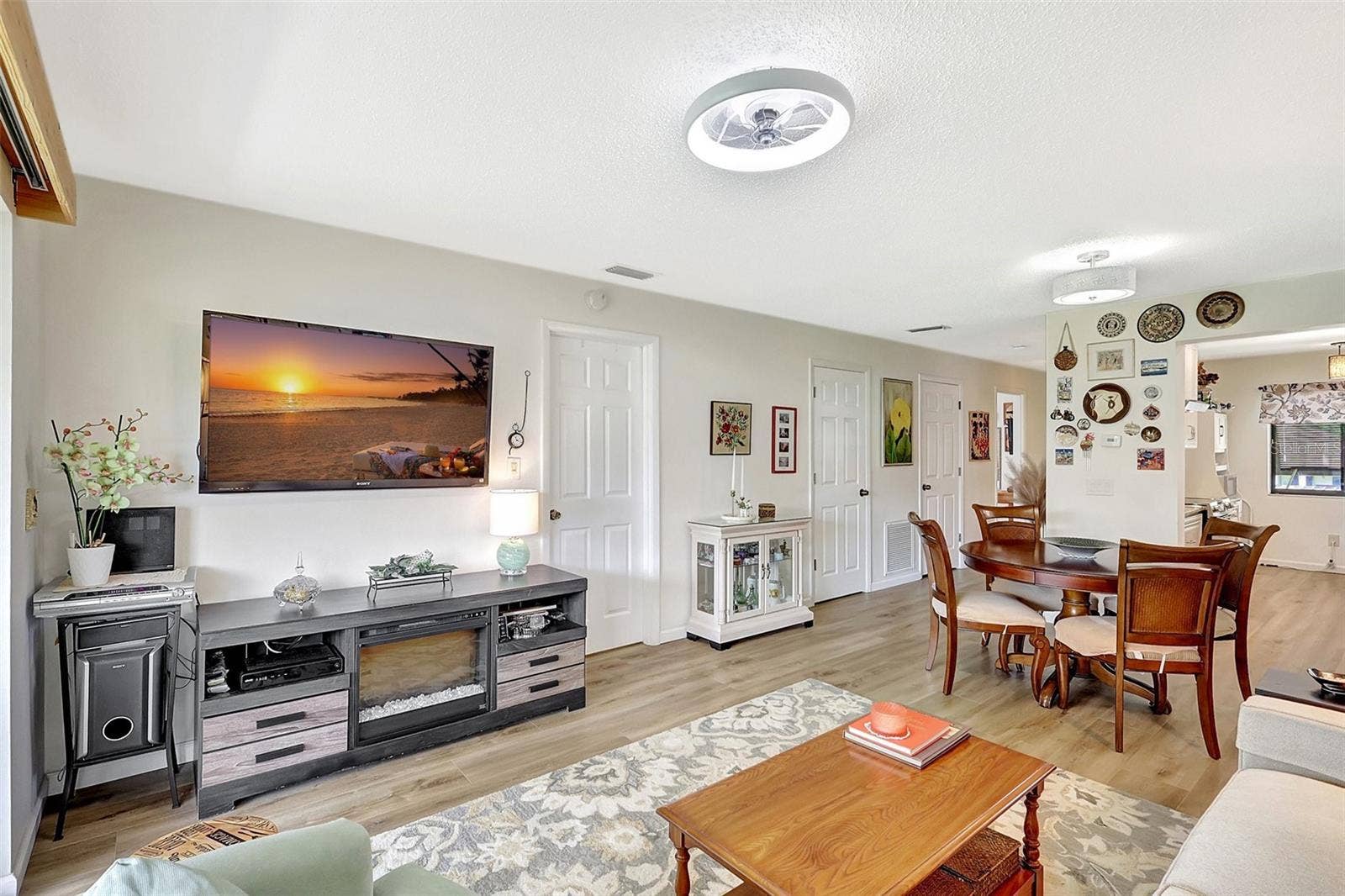 4646 LONGWATER CHASE, #98, Sarasota, FL 34235