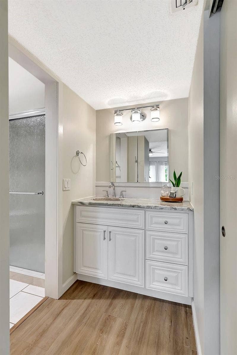 4646 LONGWATER CHASE, #98, Sarasota, FL 34235