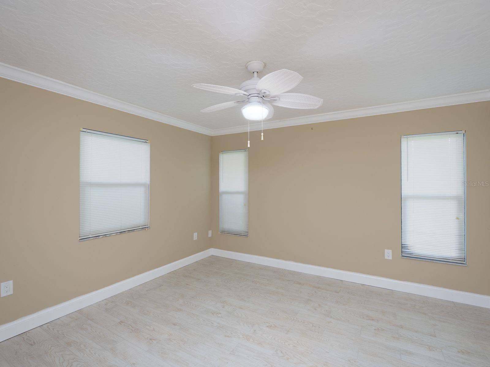 guest bedroom 1