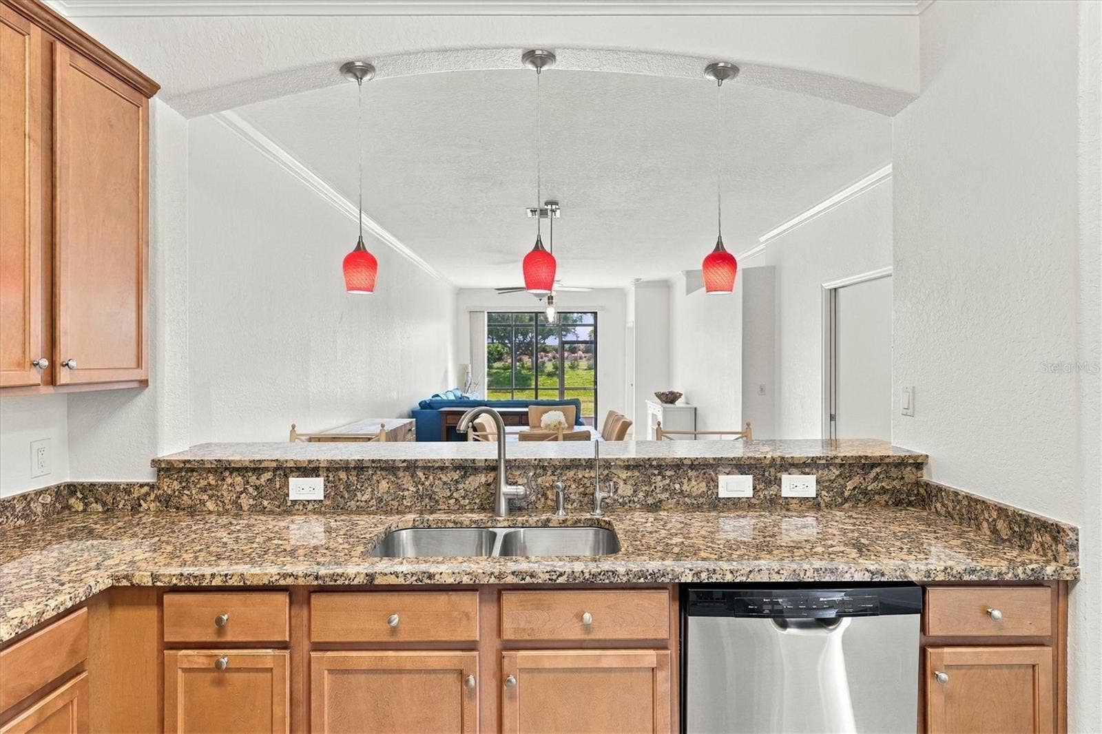 19946 BENISSIMO DRIVE, Venice, FL 34293 Granite Countertops with Open Kitchen Concept