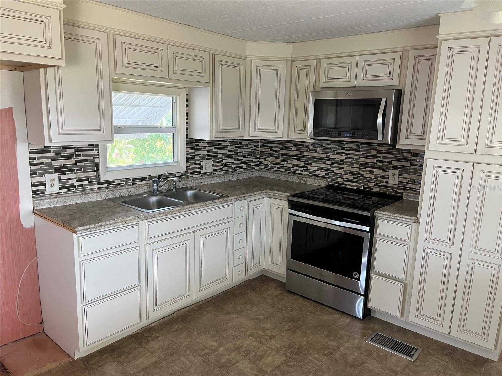724 LOCARNO DRIVE, Venice, FL 34285