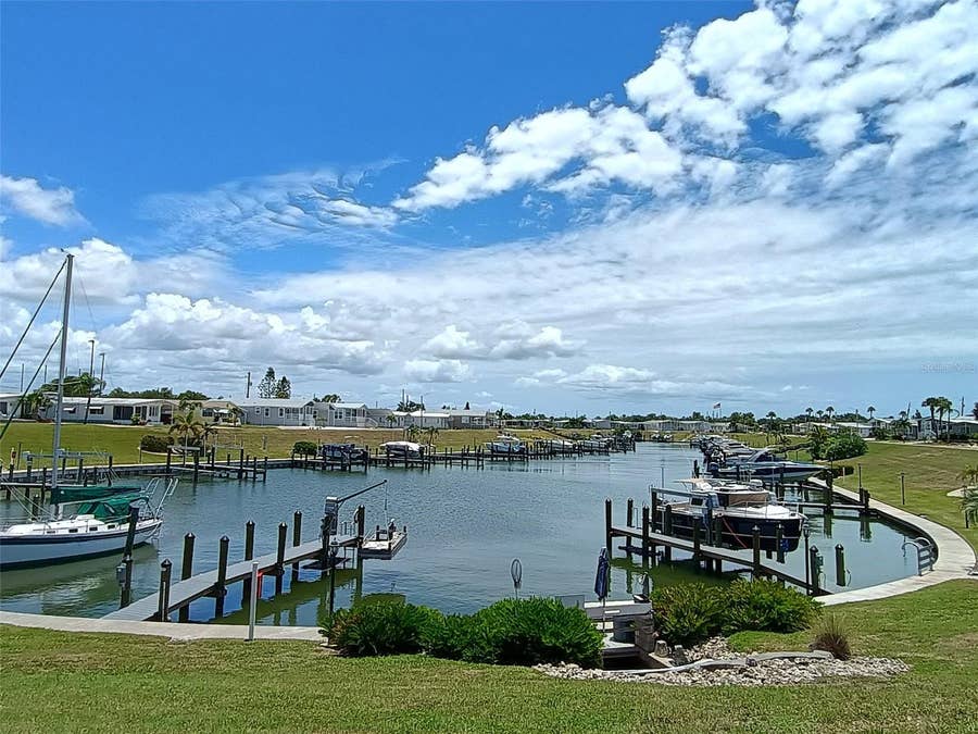 Property photo for 703 S GREEN CIRCLE, Venice, FL