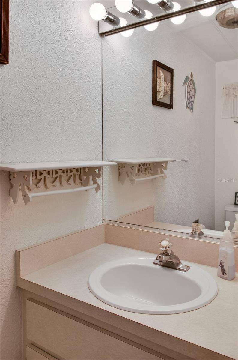 703 S GREEN CIRCLE, Venice, FL 34285