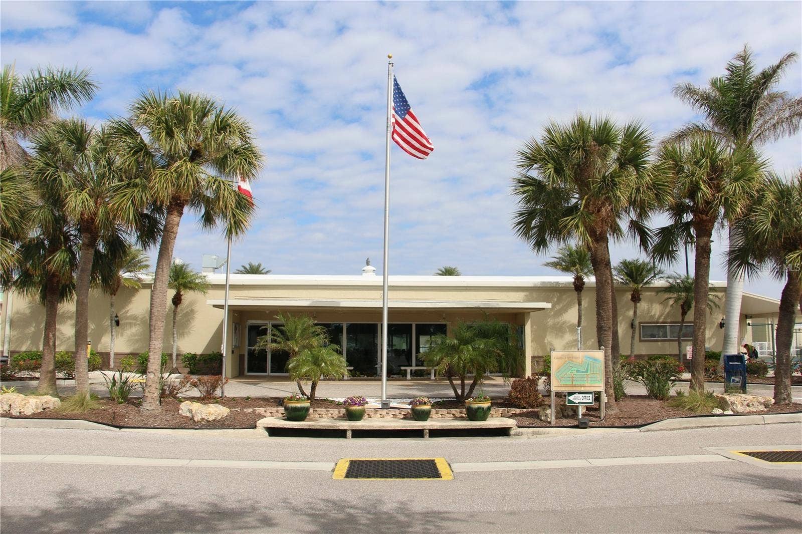 703 S GREEN CIRCLE, Venice, FL 34285