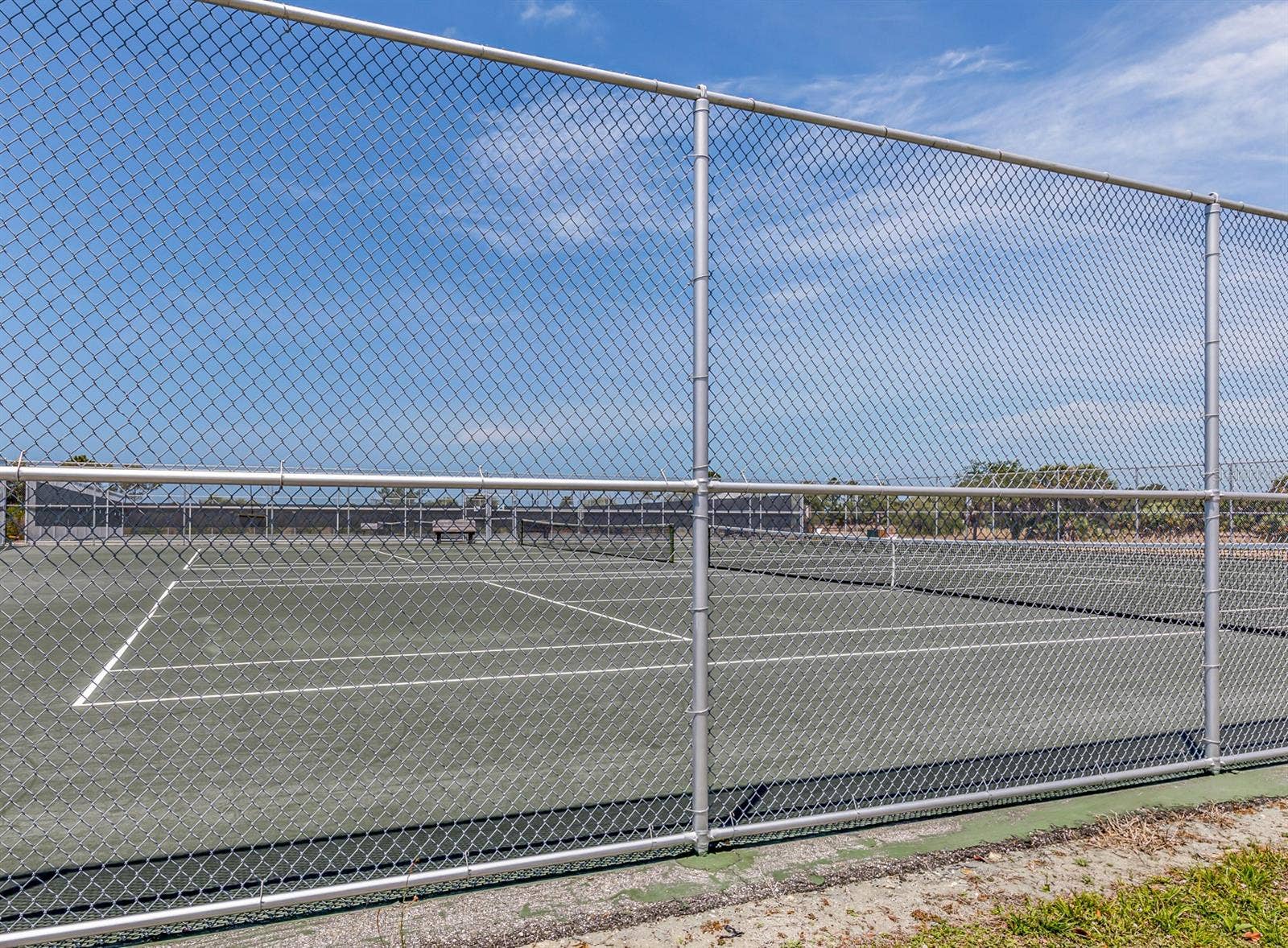 1045 FALCON ROAD, Venice, FL 34293