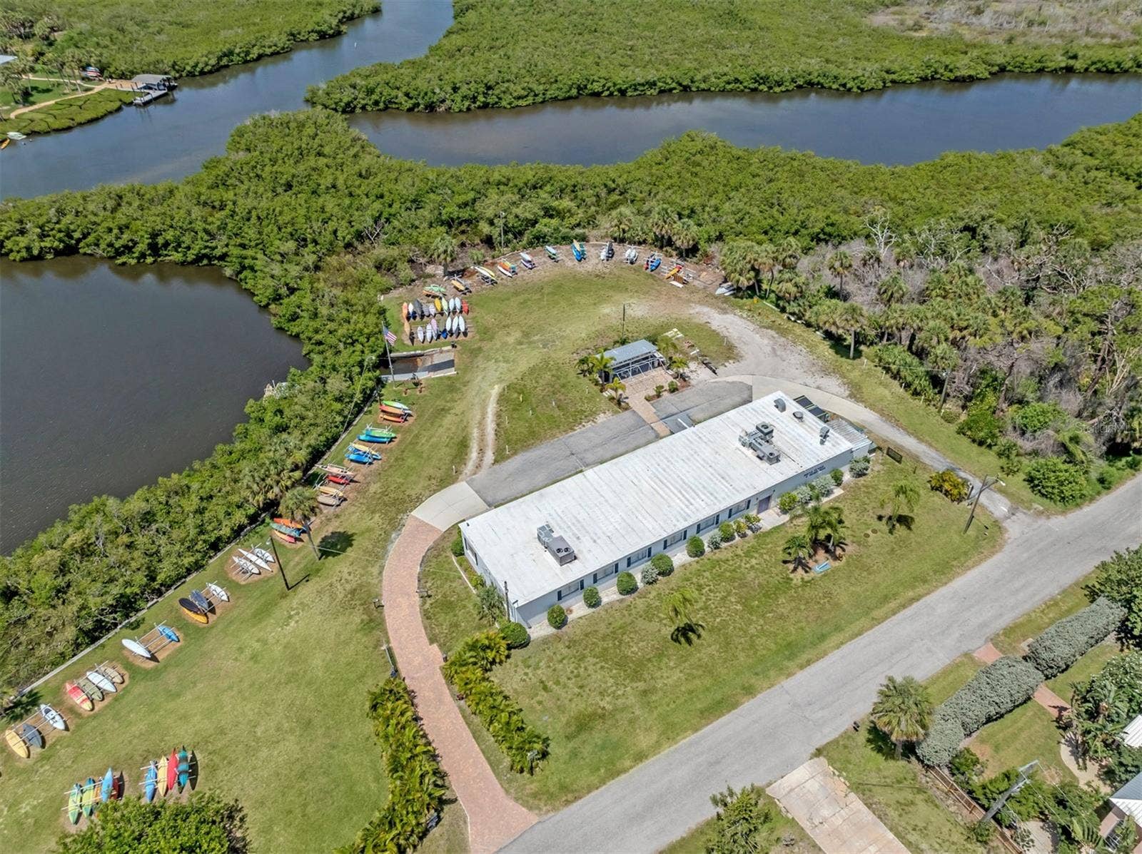 1045 FALCON ROAD, Venice, FL 34293