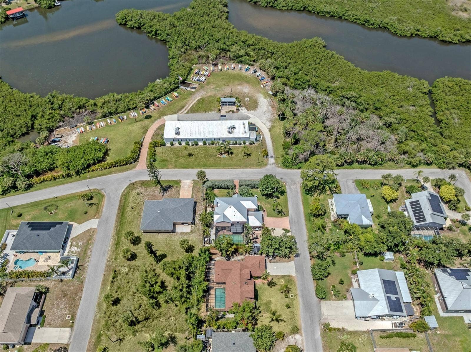 1045 FALCON ROAD, Venice, FL 34293