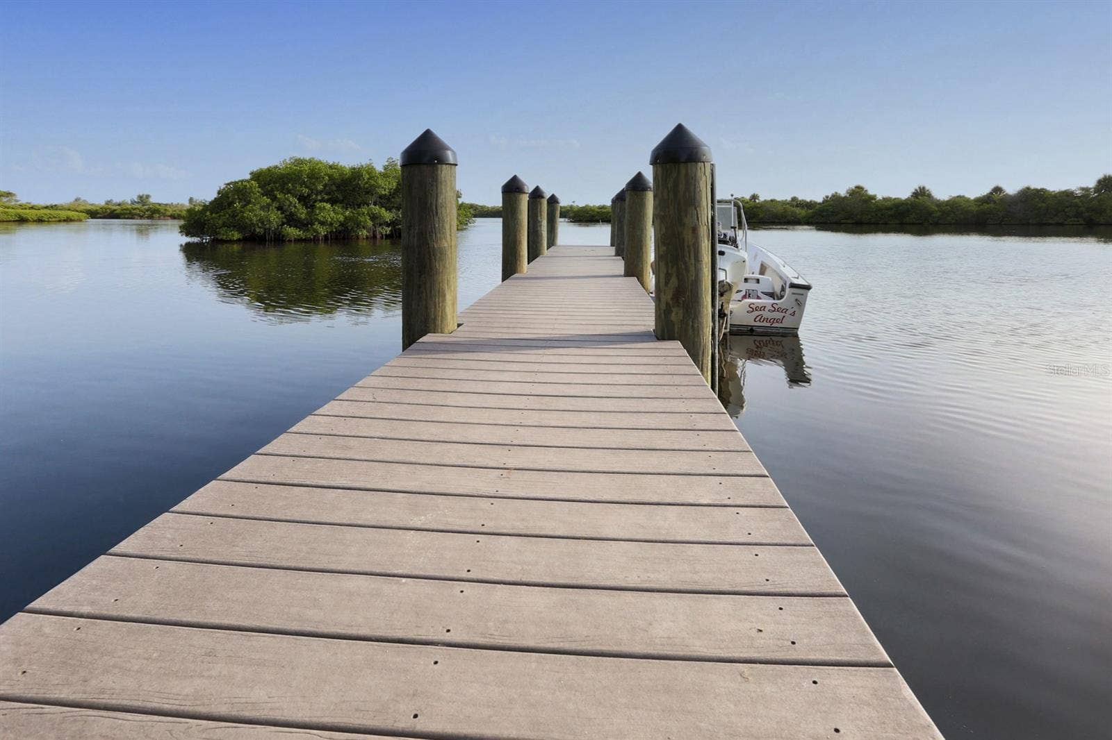 1045 FALCON ROAD, Venice, FL 34293