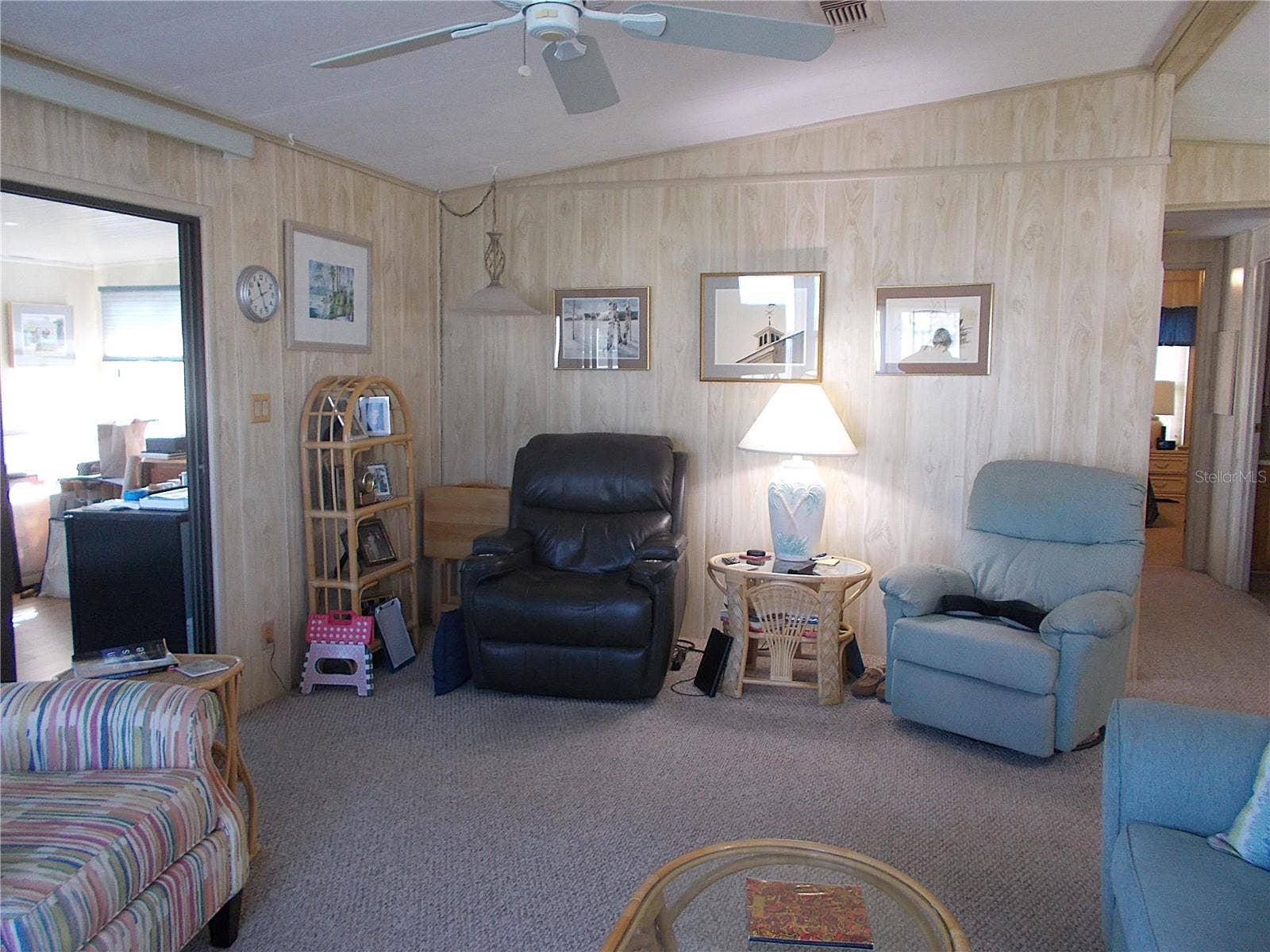 525 SANDPIPER DRIVE, Venice, FL 34285 Living rm