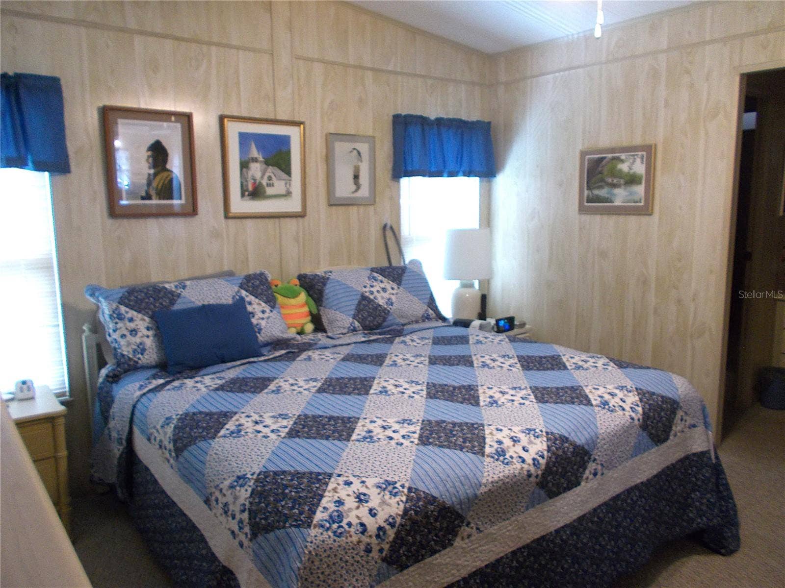 525 SANDPIPER DRIVE, Venice, FL 34285 Primary bedroom