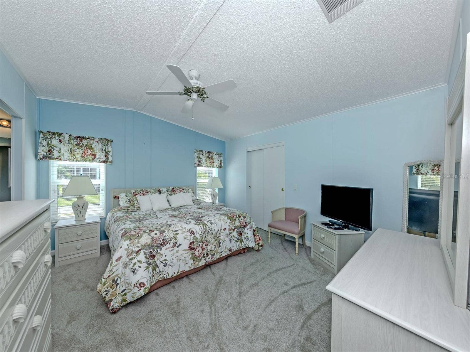 492 SCHOONER STREET, North Port, FL 34287 492 SCHOONER STREET, North Port, FL 34287