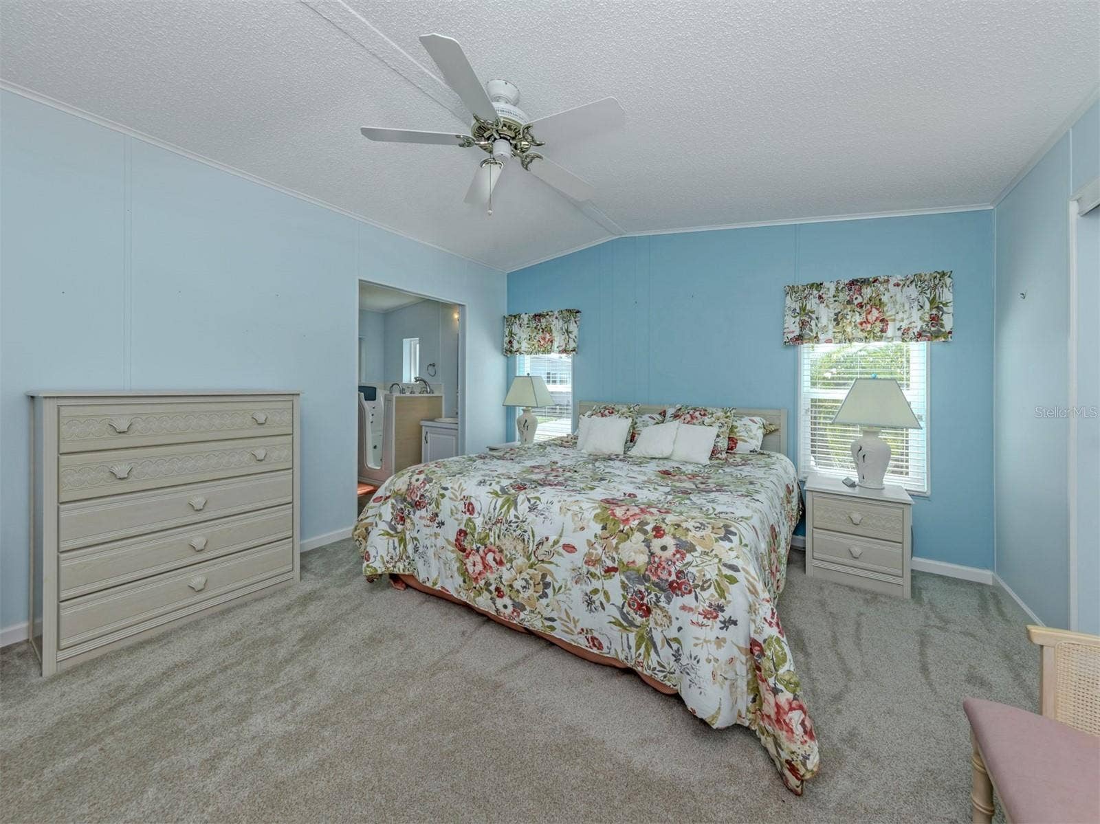 492 SCHOONER STREET, North Port, FL 34287 492 SCHOONER STREET, North Port, FL 34287