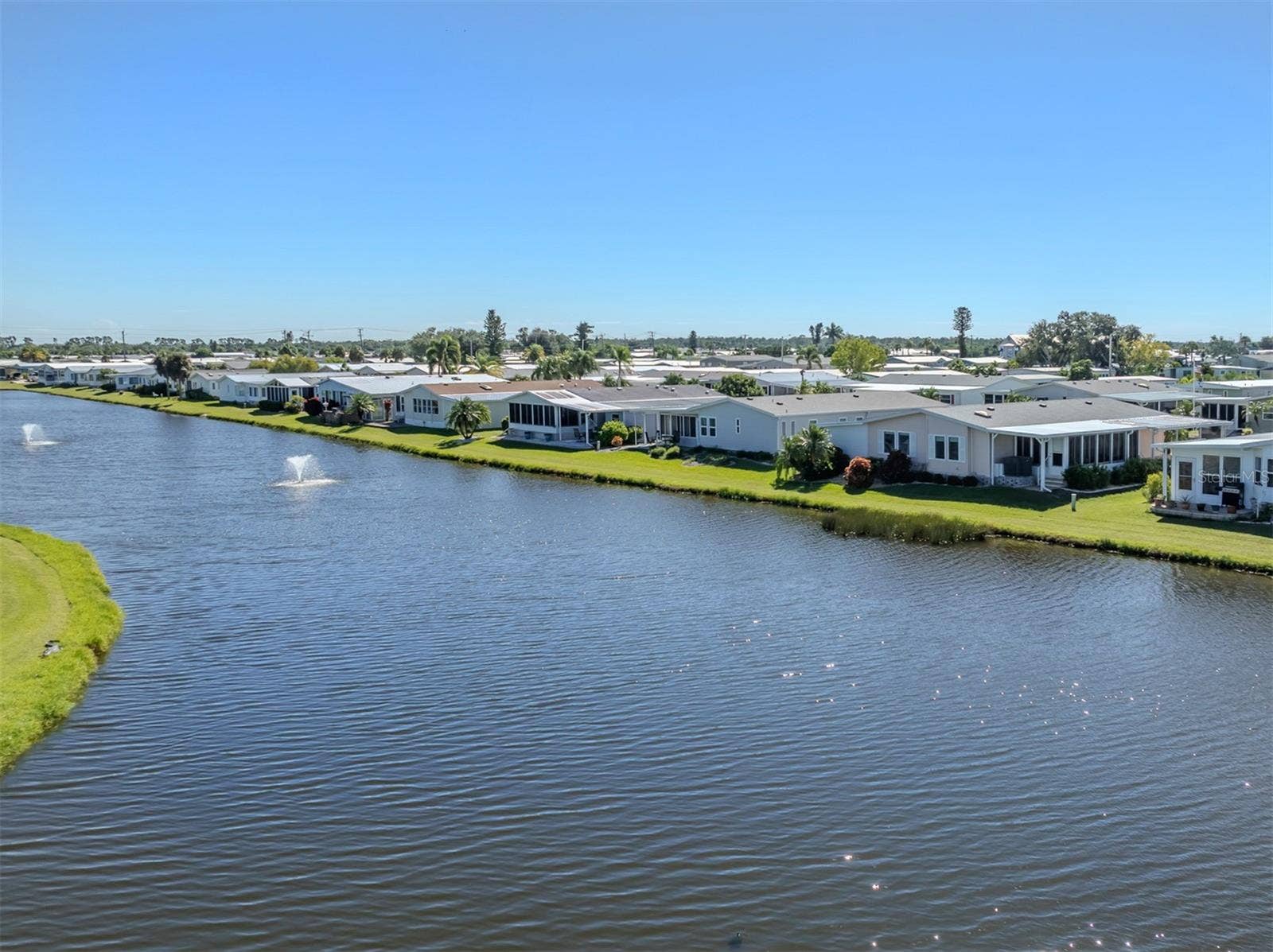 492 SCHOONER STREET, North Port, FL 34287 492 SCHOONER STREET, North Port, FL 34287