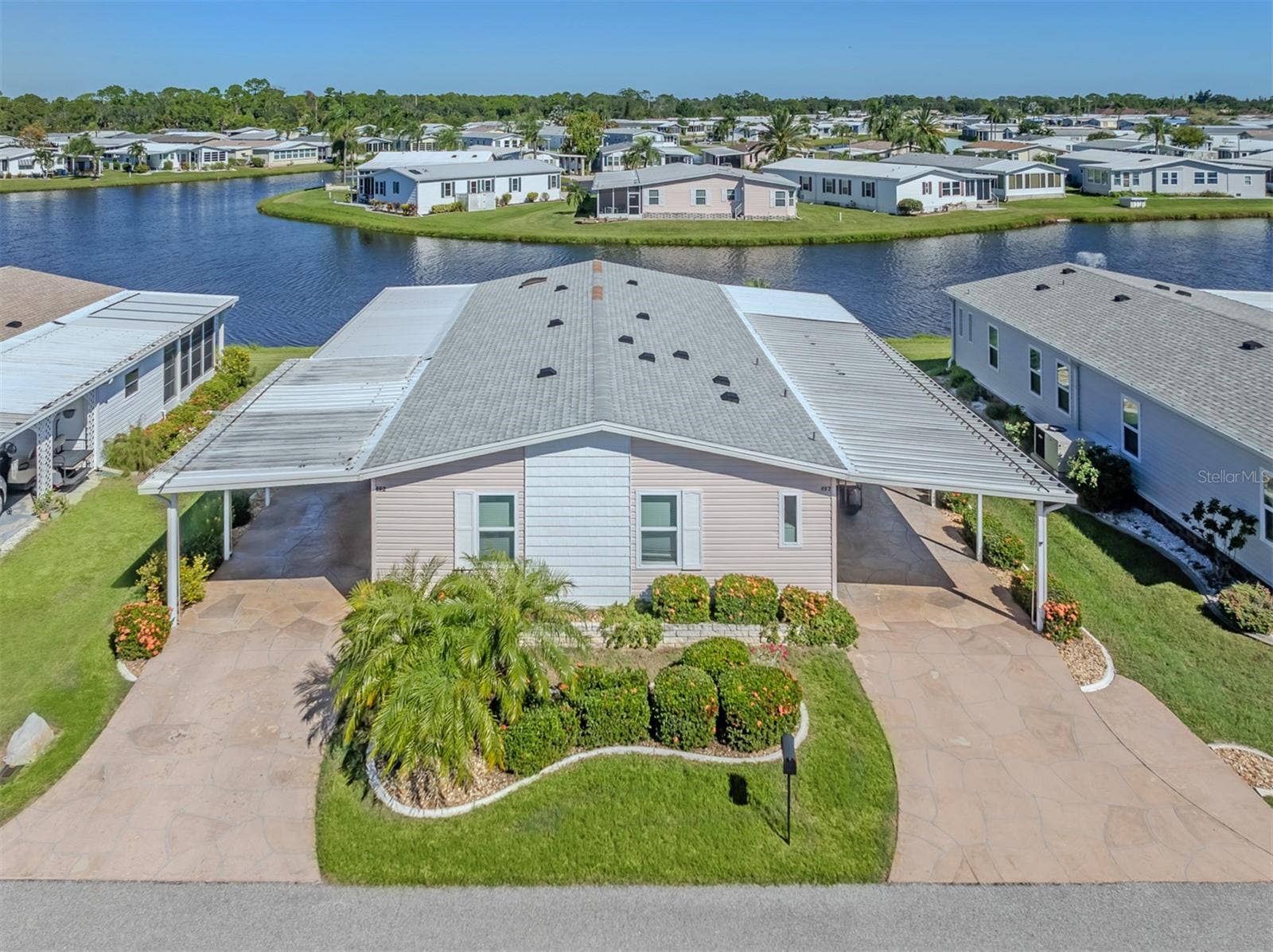 492 SCHOONER STREET, North Port, FL 34287 492 SCHOONER STREET, North Port, FL 34287