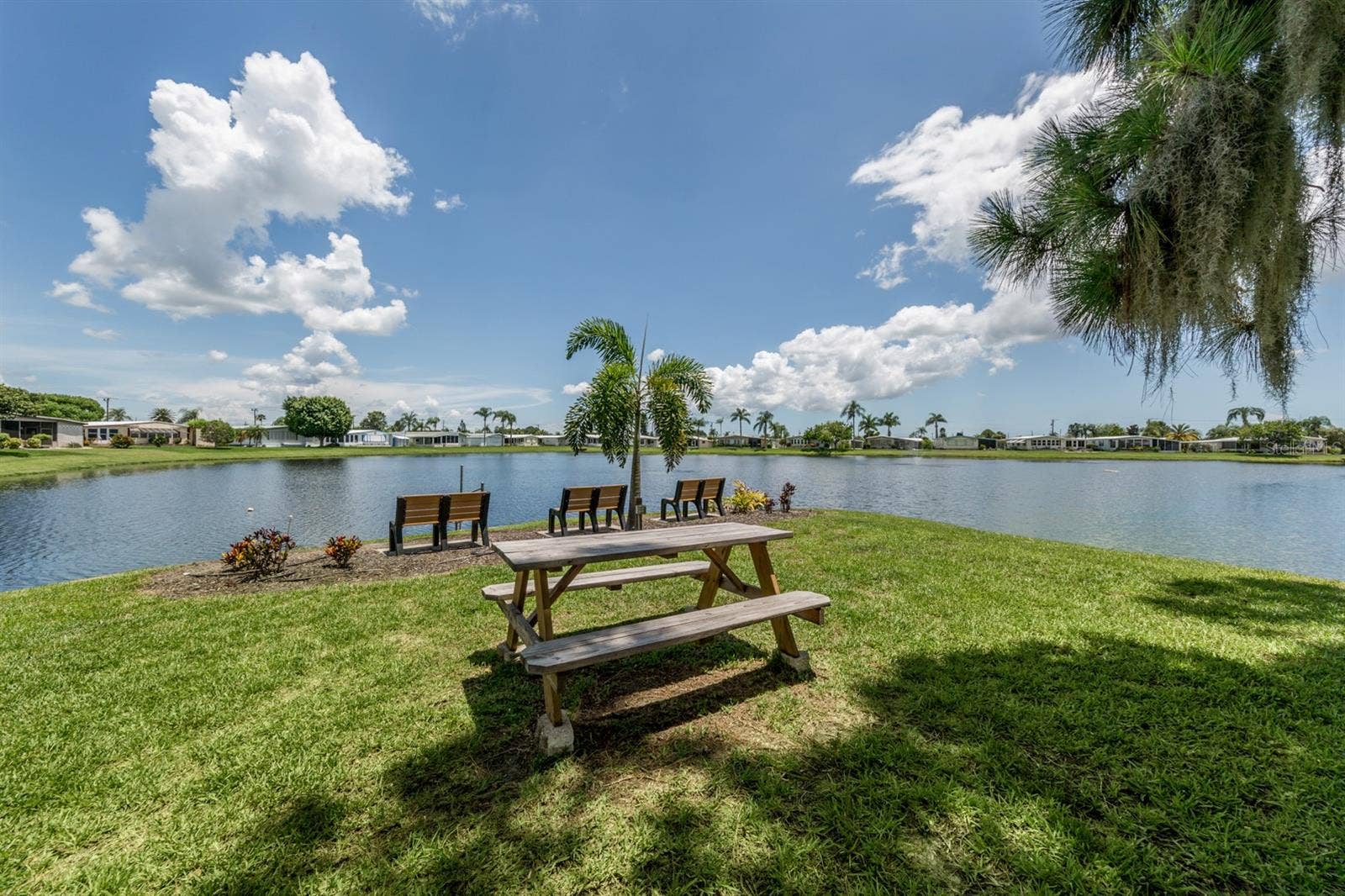 492 SCHOONER STREET, North Port, FL 34287 492 SCHOONER STREET, North Port, FL 34287