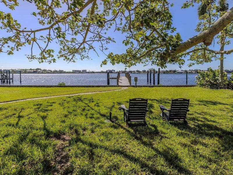 312 SUNRISE DRIVE, Nokomis, FL 34275 312 SUNRISE DRIVE, Nokomis, FL 34275