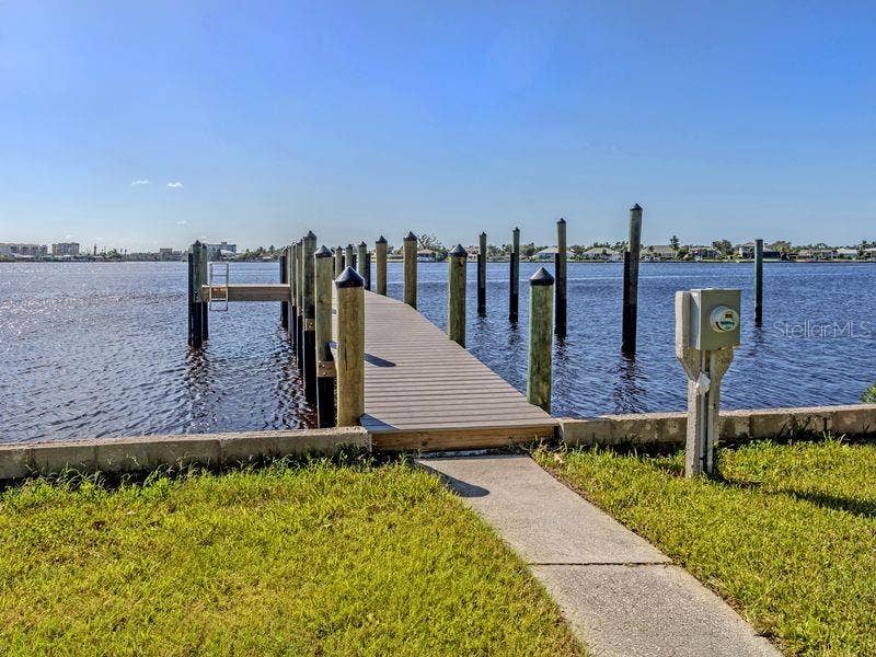 312 SUNRISE DRIVE, Nokomis, FL 34275 312 SUNRISE DRIVE, Nokomis, FL 34275